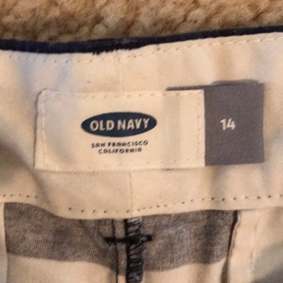 4 like new ladies size 14 shorts old navy and NYC.     SOLD.   SOLD.    SOLD. - Picture 8 of 8
